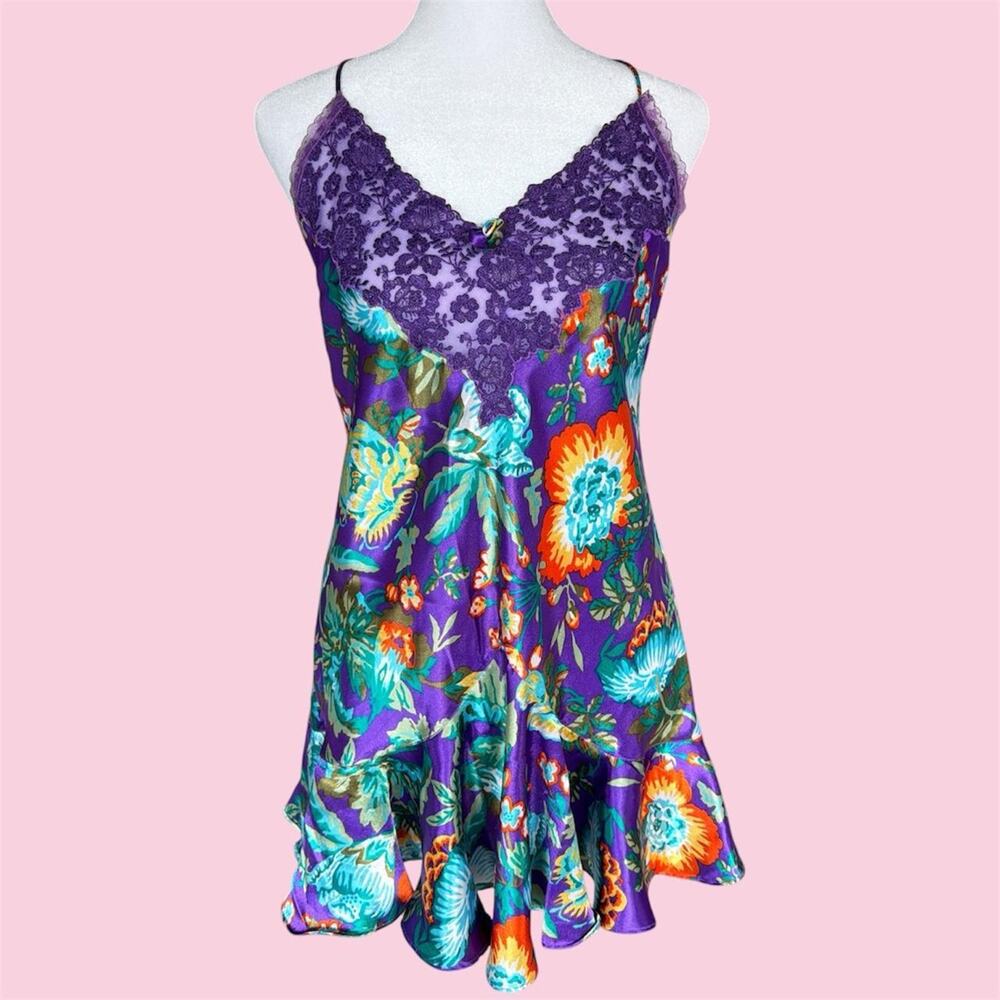 Vintage gold label Victoria's Secret purple floral slip dress with lace trim